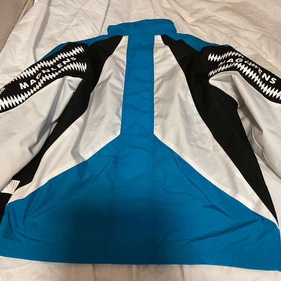 Magnlens Men’s Size S Jacket with front/side zips and logo - Picture 9 of 10